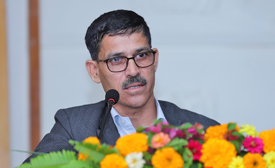 Even after the UML split, the Far-Western government has a majority