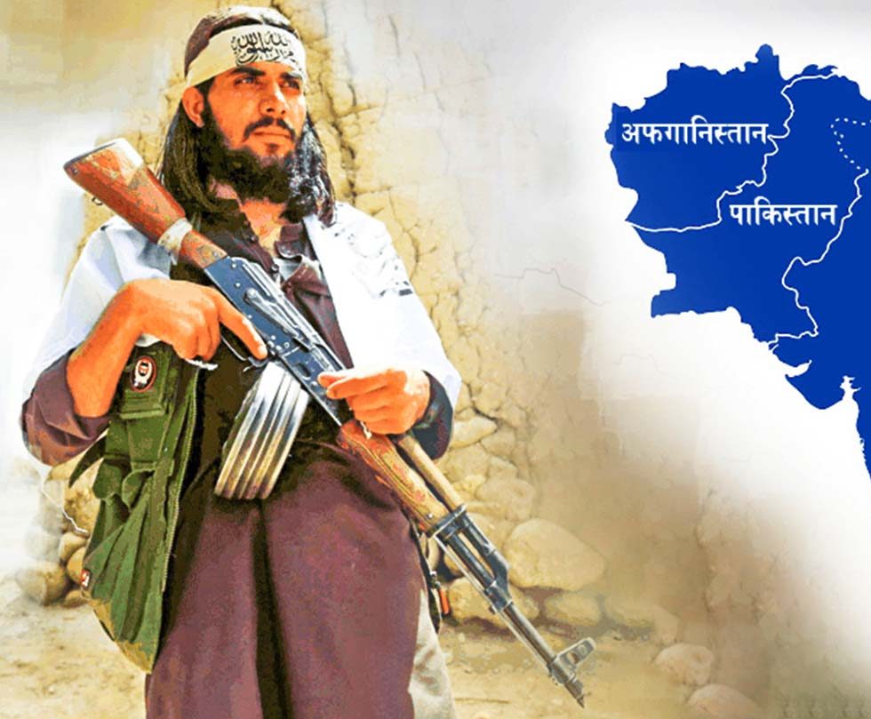 Taliban fighters block mainland to Pakistan