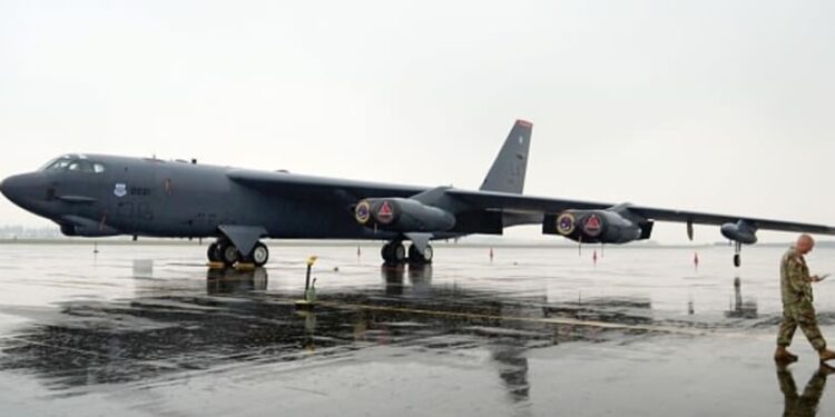 B-52 Stratofortress arrives in Middle East area from US amid Iranian threat