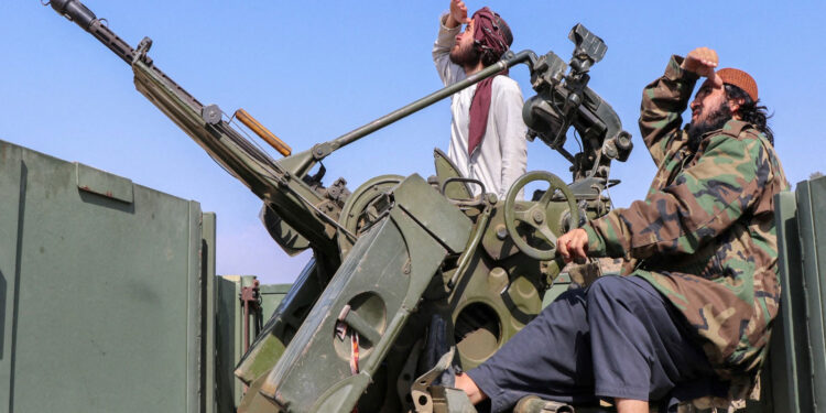 Tensions Escalate as Pakistan Launches Airstrikes on Afghan Cities, Defense Minister Declares ‘Open War’